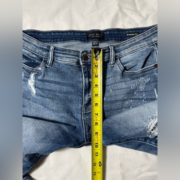 Judy Blue Destroyed Bleach Splatter Boyfriend Blue denim jeans Size 32 - Picture 5 of 8